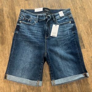 NWT Judy Blue shorts size L
